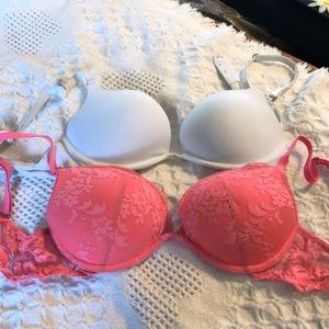 Bras 34B